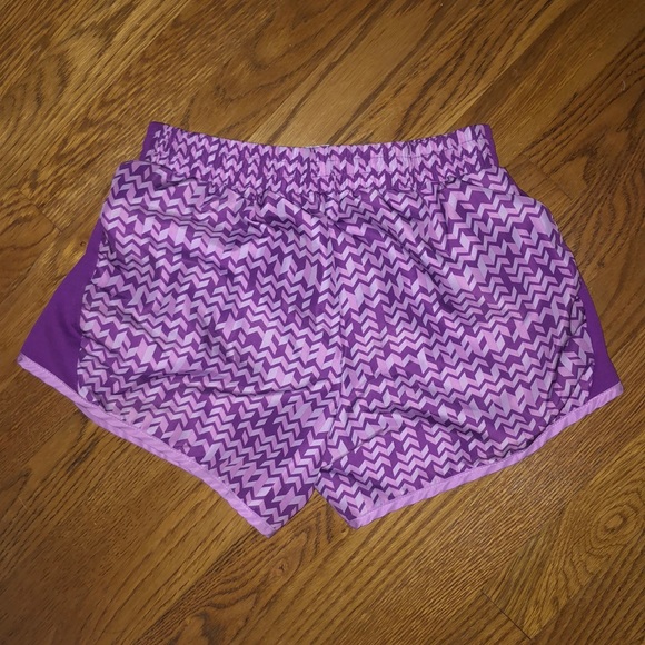 Girls athletic shorts! - Picture 2 of 3